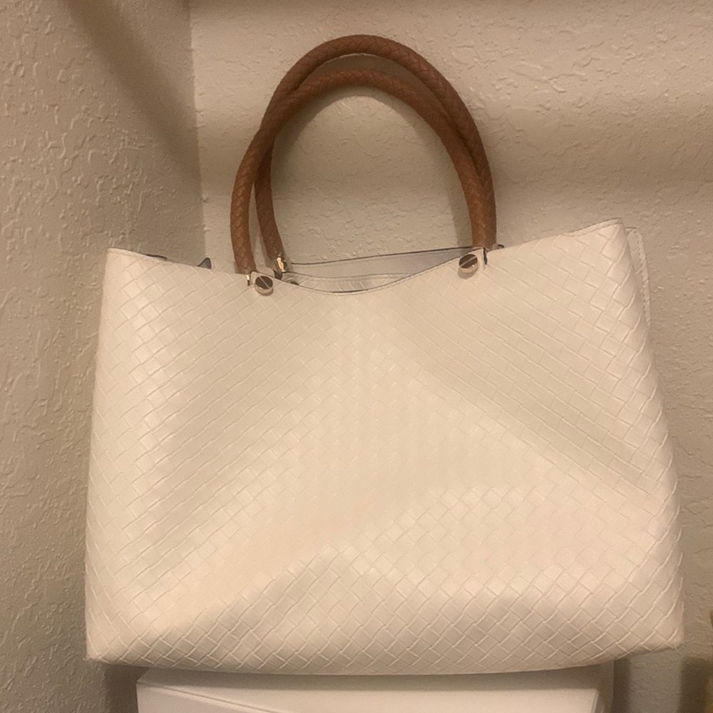 ALDO CRIRATHA TOTE BAG IN WHITE WOVEN